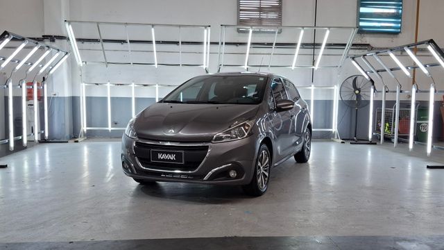 Peugeot 208 1.6 ALLURE