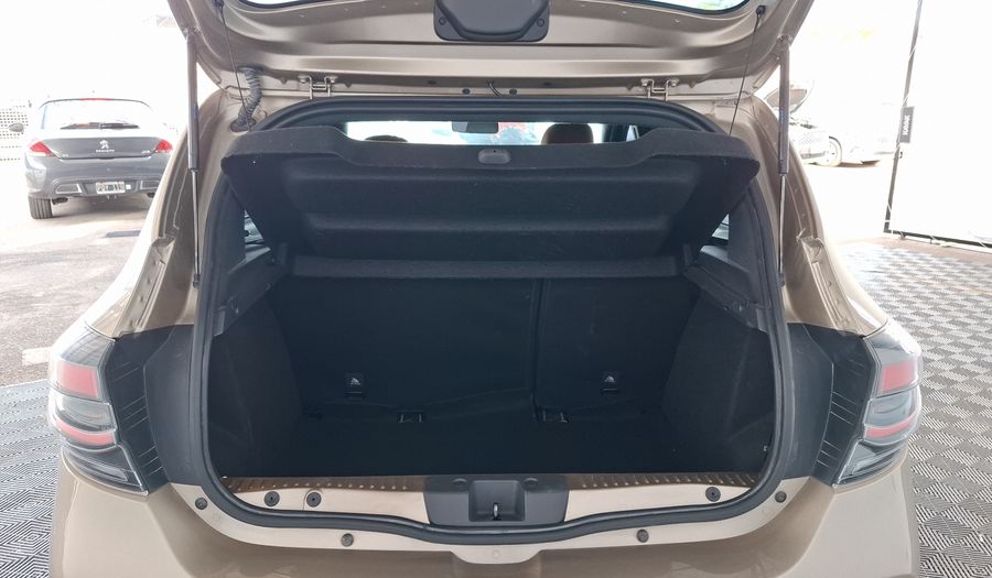 Renault Sandero Stepway 1.6 INTENS Hatchback 2023