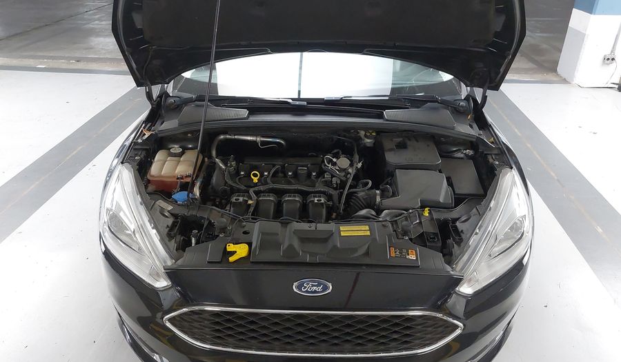Ford Focus 2.0 SE FLEX AT Hatchback 2017