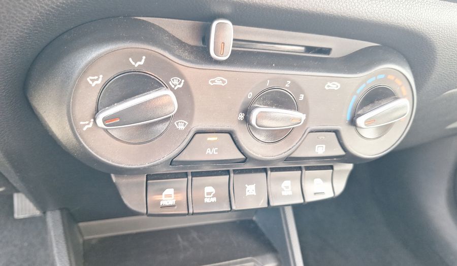 Kia Soluto 1.4 LX AC Sedan 2020