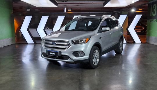 Ford • Kuga