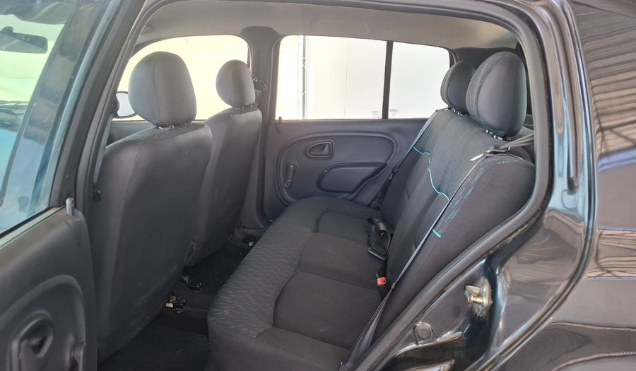 Renault Clio 1.1 CONFORT PACK Hatchback 2015