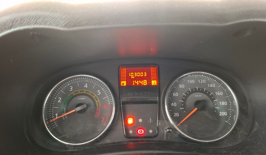 Renault Clio 1.1 CONFORT PACK Hatchback 2015