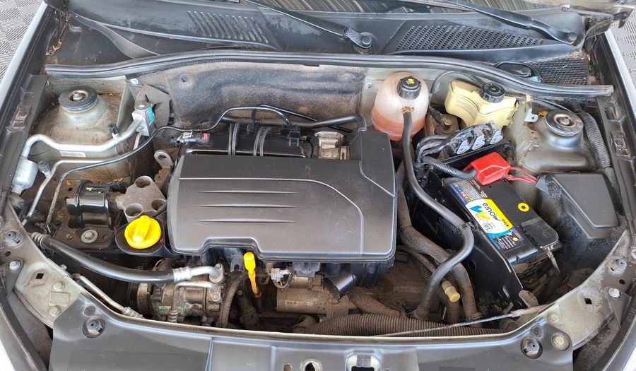 Renault Clio 1.1 CONFORT PACK Hatchback 2015