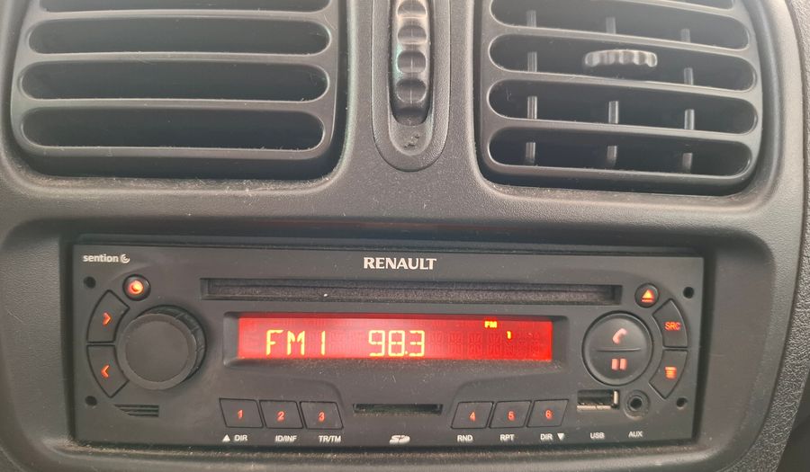 Renault Clio 1.1 CONFORT PACK Hatchback 2015