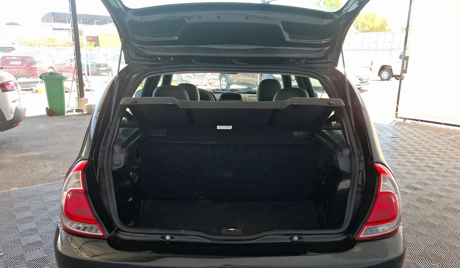 Renault Clio 1.1 CONFORT PACK Hatchback 2015