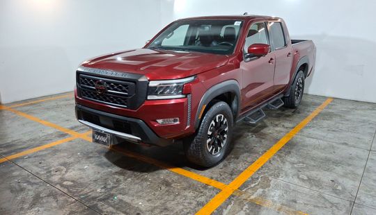 Nissan • Frontier