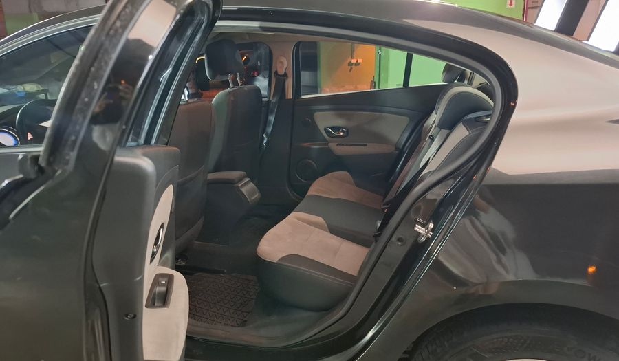 Renault Fluence 2.0 LUXE Sedan 2016