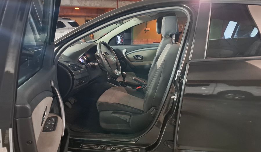 Renault Fluence 2.0 LUXE Sedan 2016