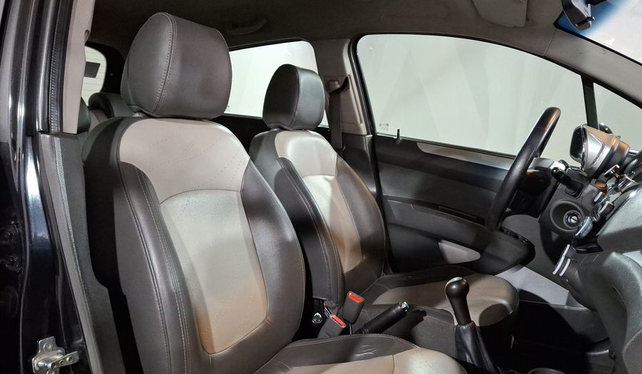 Chevrolet Spark 1.2 DOT G MT Hatchback 2015