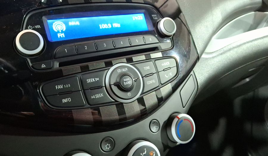 Chevrolet Spark 1.2 DOT G MT Hatchback 2015