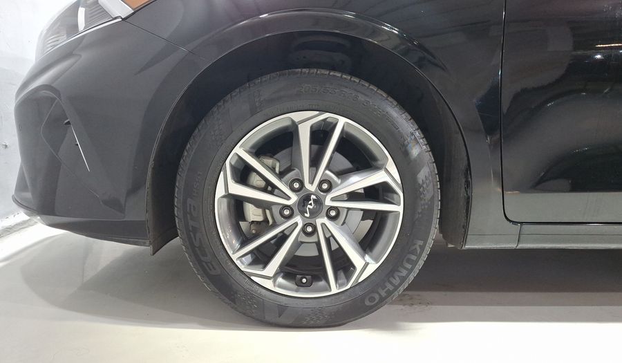 Kia Forte 2.0 EX IVT Hatchback 2022