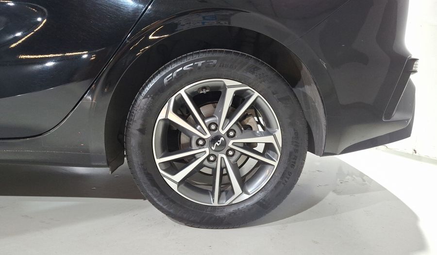 Kia Forte 2.0 EX IVT Hatchback 2022