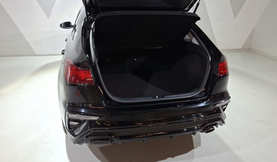 Kia Forte 2.0 EX IVT Hatchback 2022