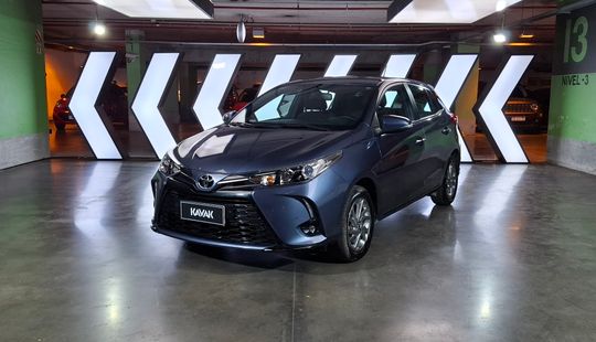 Toyota • Yaris