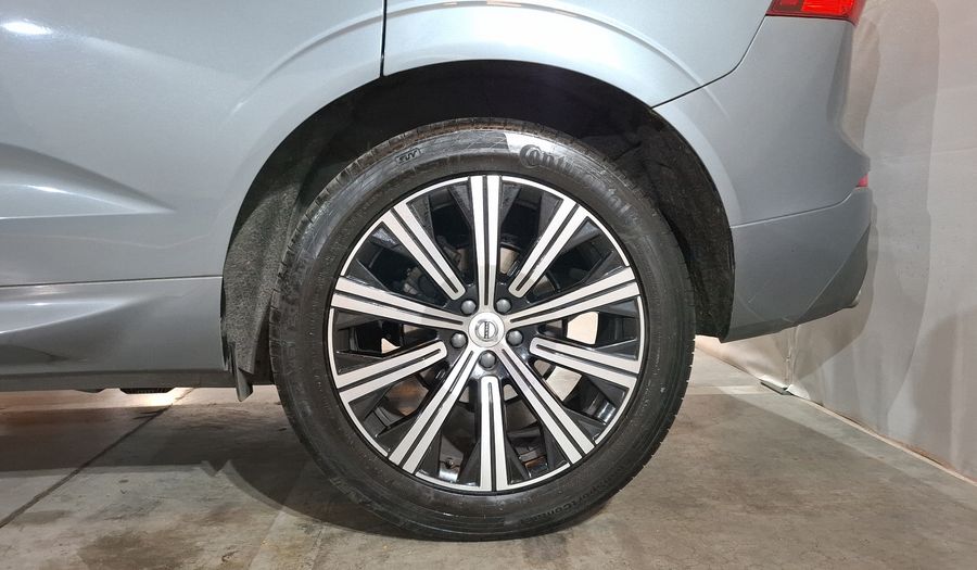 Volvo Xc60 2.0 T5 MOMENTUM AUTO 4WD Suv 2020