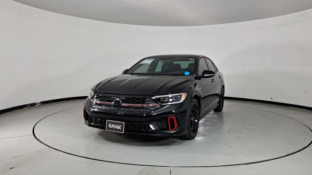 Volkswagen • Jetta