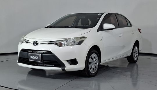 Toyota • Yaris
