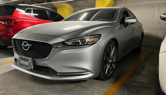 Mazda • Mazda 6