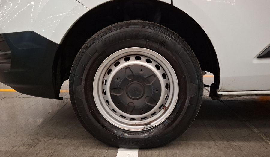 Ford Transit 2.2 DIESEL PASAJEROS LARGA A/A Van 2019