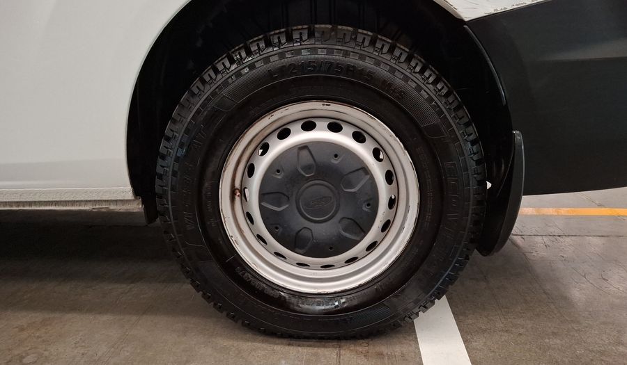Ford Transit 2.2 DIESEL PASAJEROS LARGA A/A Van 2019