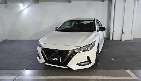 Nissan • Sentra