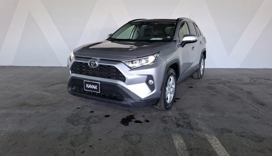 Toyota • RAV4