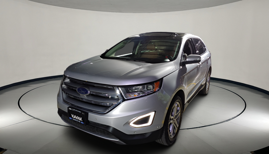 Ford • Edge