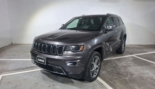 Jeep • Grand Cherokee