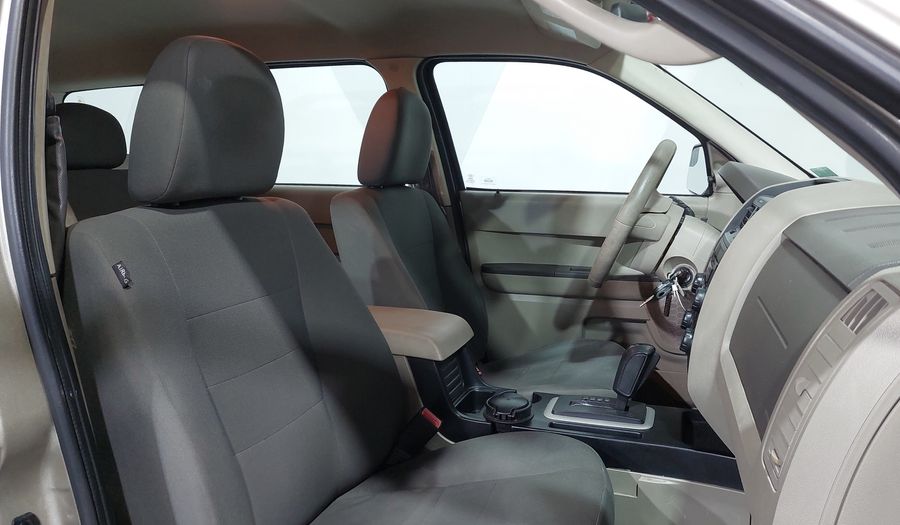 Ford Escape 2.5 XLS I4 AT Suv 2012