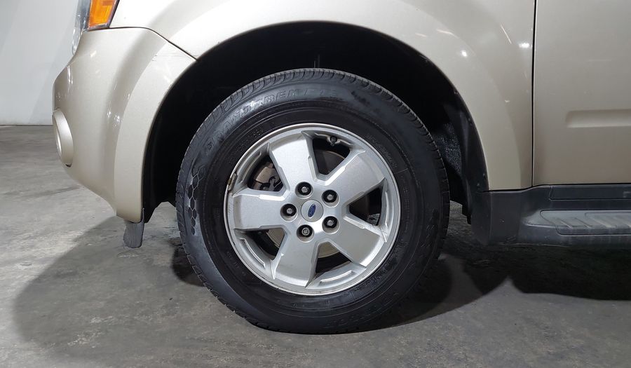 Ford Escape 2.5 XLS I4 AT Suv 2012