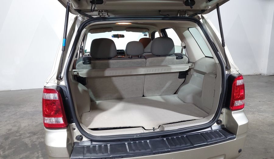 Ford Escape 2.5 XLS I4 AT Suv 2012