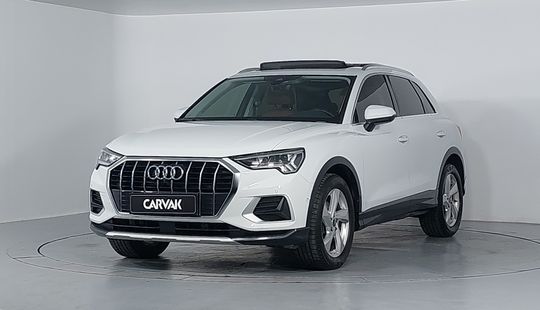 Audi • Q3