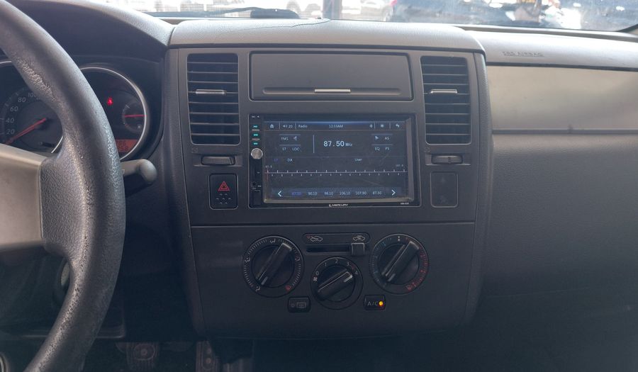 Nissan Tiida ACENTA Hatchback 2010