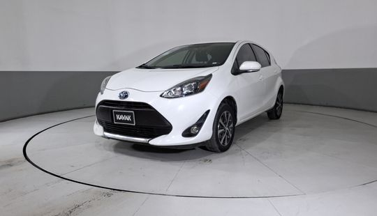 Toyota • Prius C