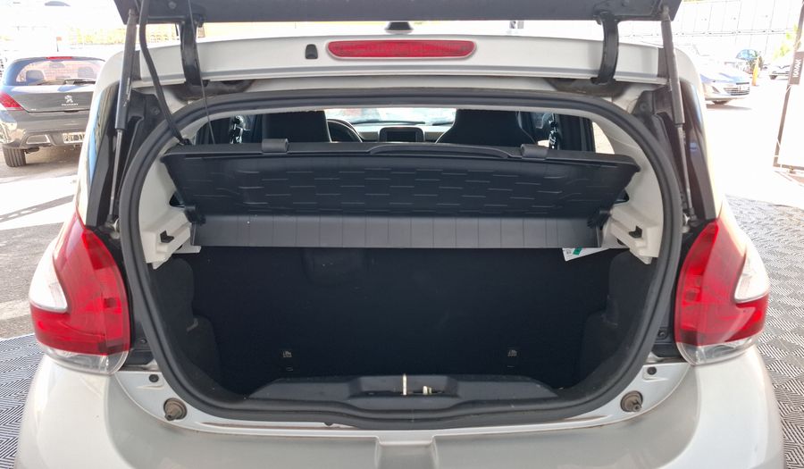 Fiat Mobi 1.0 LIKE Hatchback 2022