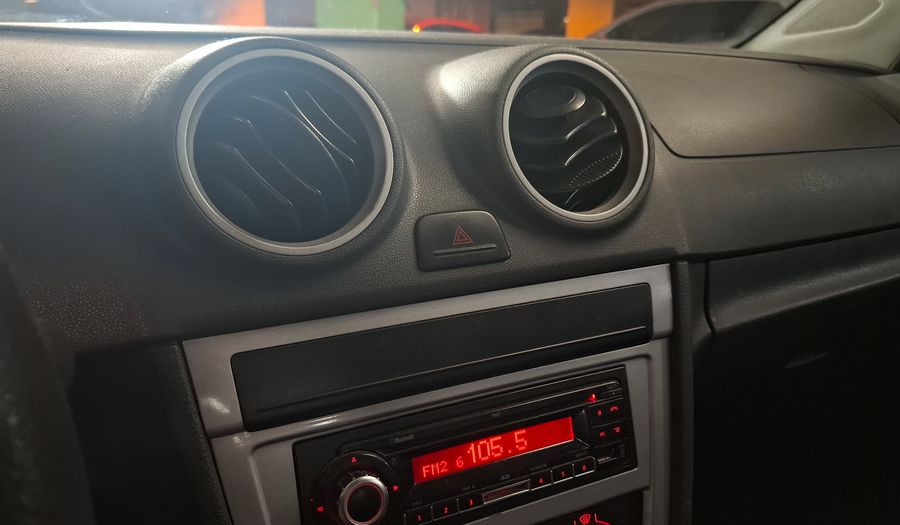 Volkswagen Gol Trend 1.6 PACK I PLUS Hatchback 2011