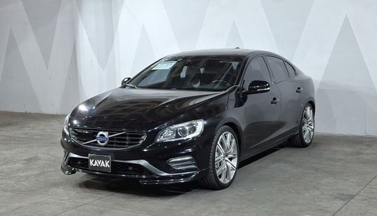 Volvo • S60
