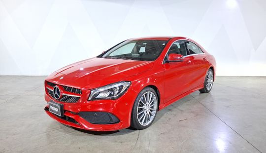 Mercedes Benz • Clase CLA