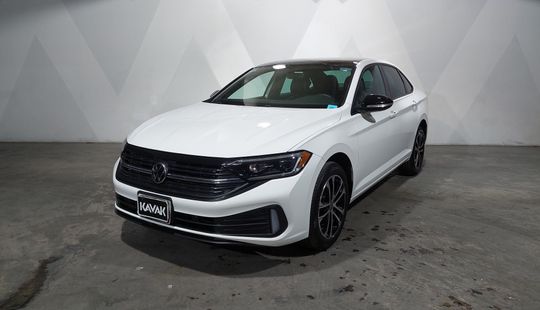 Volkswagen • Jetta