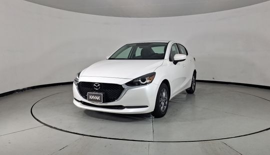 Mazda • Mazda 2
