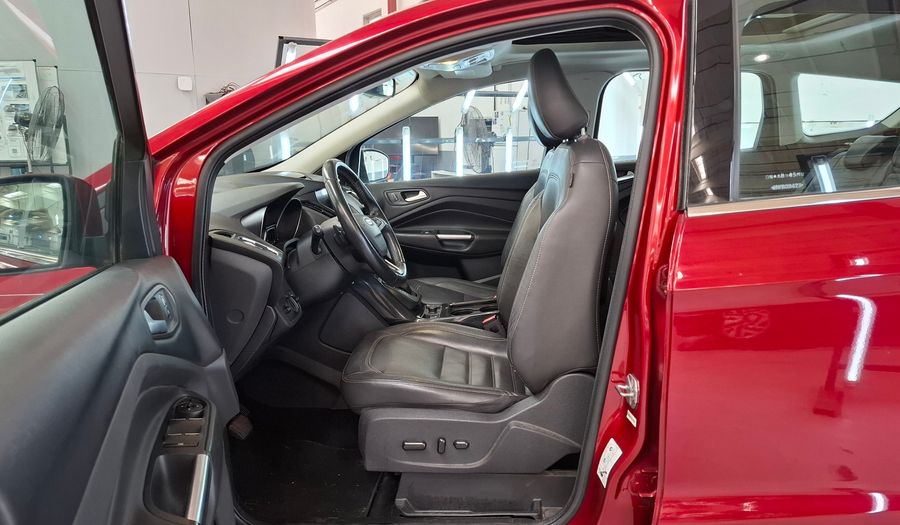 Ford Kuga 2.0 ECOBOOST TITANIUM 4WD POWERSHIFT Suv 2017