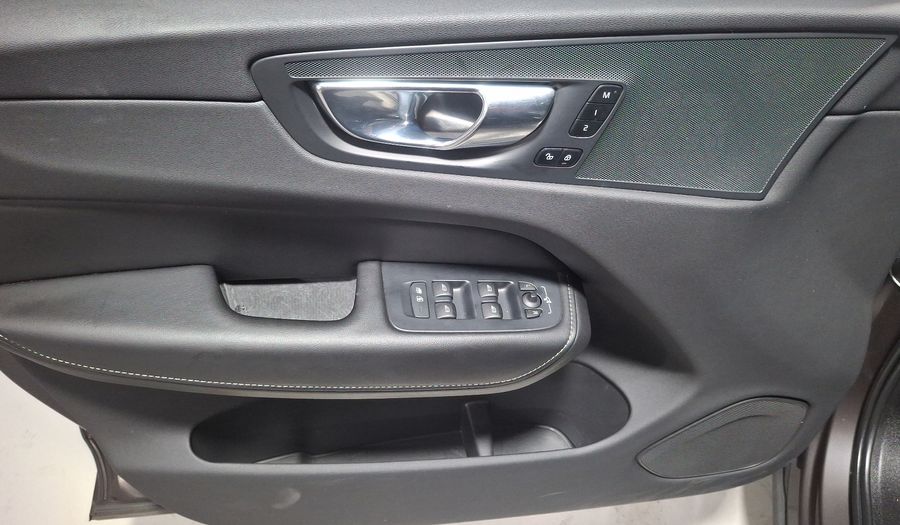 Volvo Xc60 2.0 B6 MHEV INSCRIPTION AUTO AWD Suv 2022