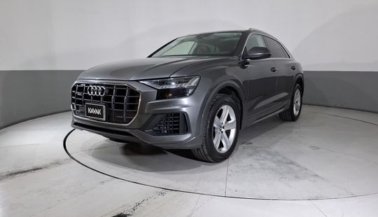 Audi • Q8