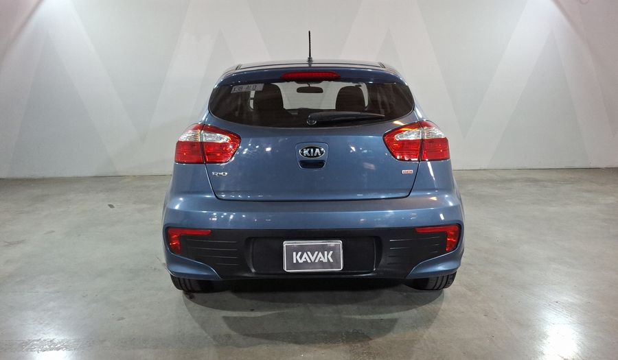 Kia Rio 1.6 LX MT Hatchback 2017