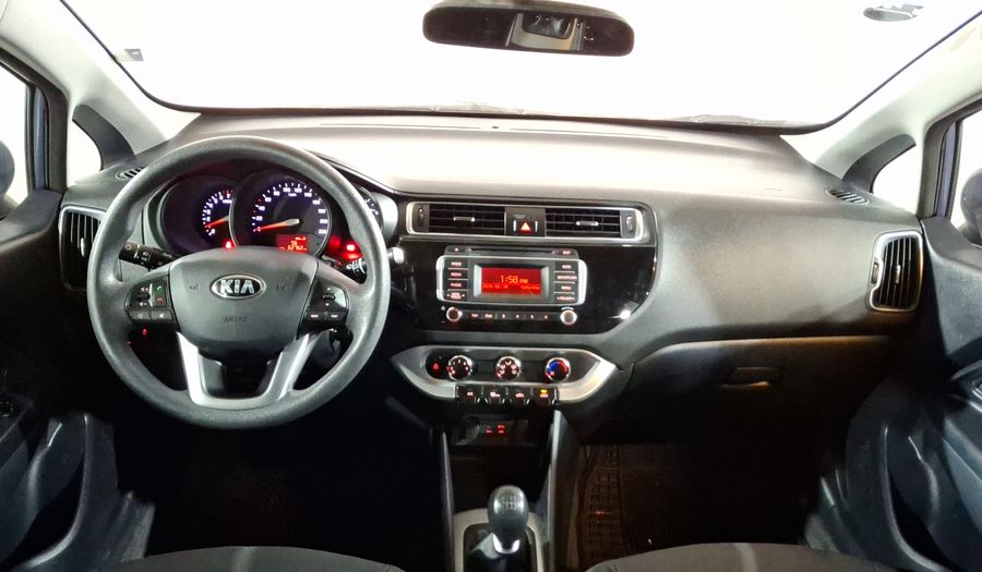 Kia Rio 1.6 LX MT Hatchback 2017