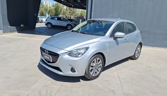 Mazda • Mazda 2
