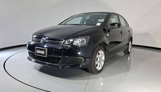Volkswagen • Vento