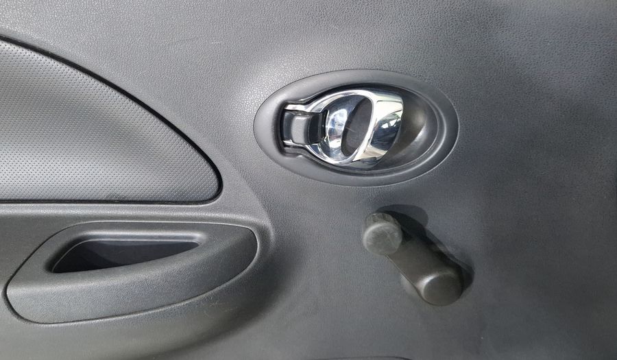 Nissan March 1.6 SENSE Hatchback 2021