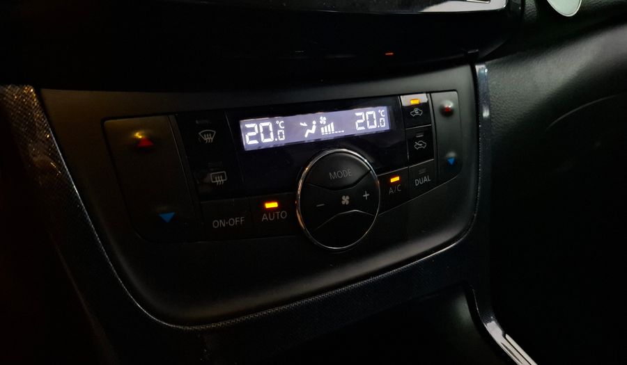 Nissan Sentra 1.8 SR AUTO Sedan 2017